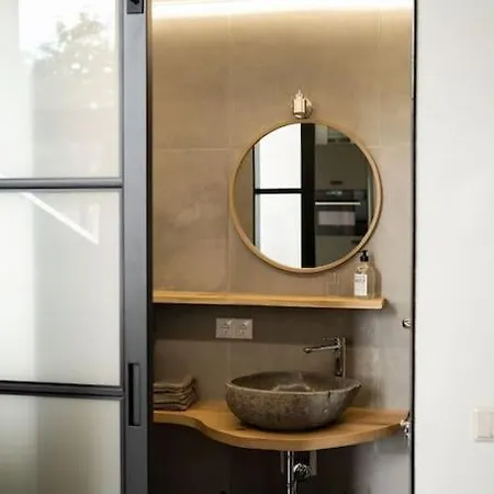 Sfeervolle Woning In Boerderijstijl * Зелхем
